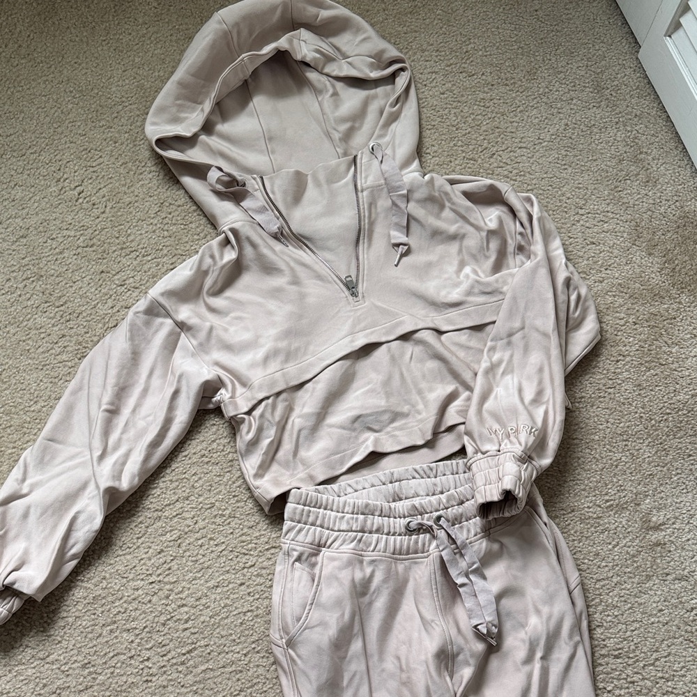 IVY PARK Light Pink Jogger Set